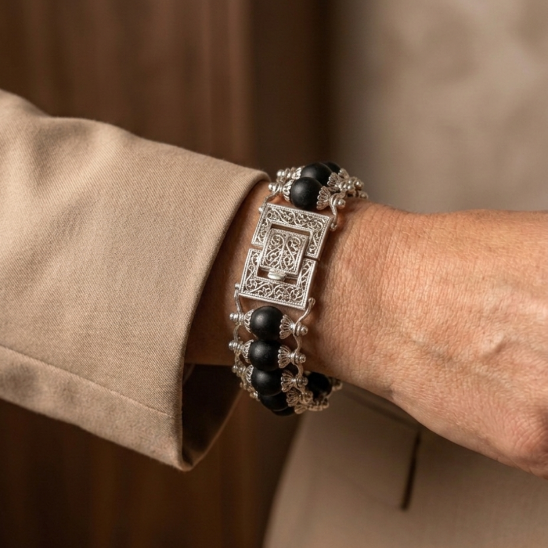 Karungali Silver Double Capped Bracelet